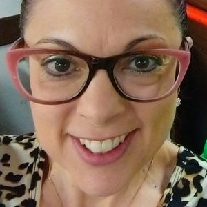 Meet your Posher, Veronica